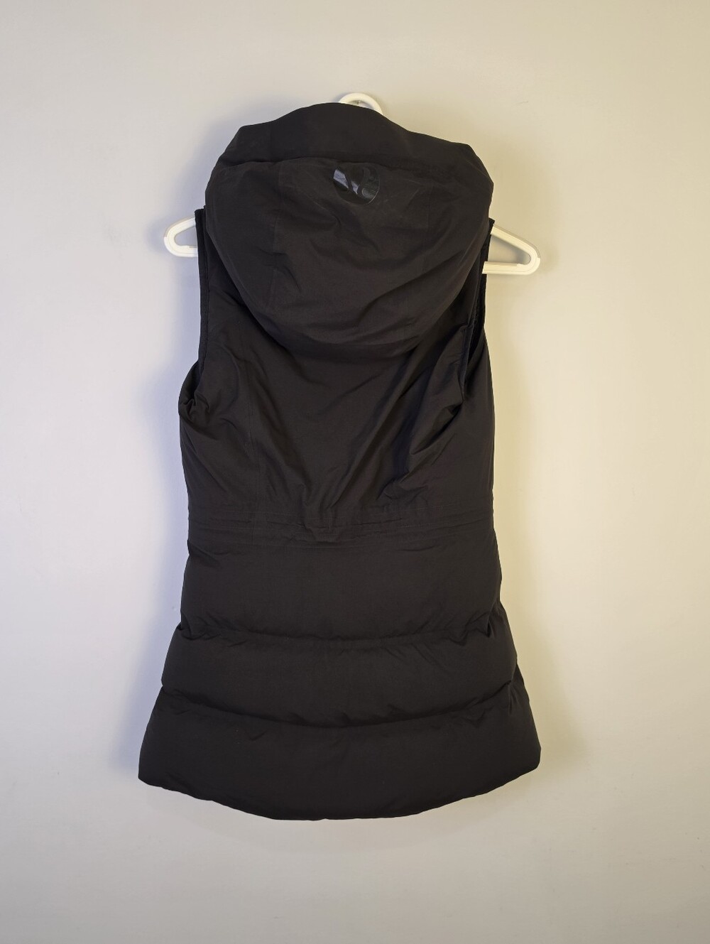 Lululemon Sleet Street Vest Size 2 Black